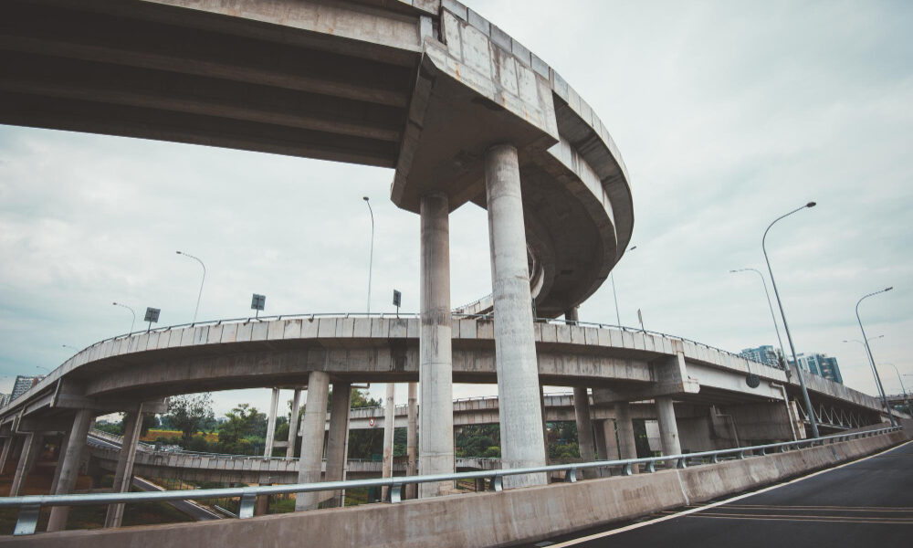 Como o apoio elastomérico fretado prolonga a vida útil das construções